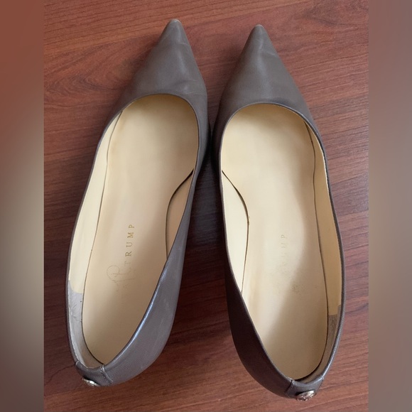 IVANKA TRUMP Women’s Leather Stiletto Heel Gray Size 9M - Picture 6 of 9